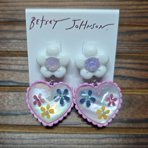 Betsey Johnson Flower Drop Earrings! - Picture 12 of 16